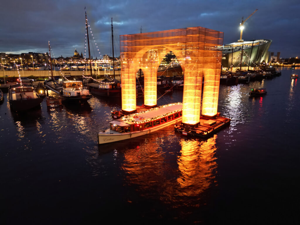 amsterdam light festival salonboot