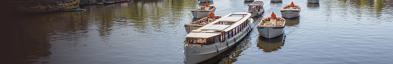 small boat cruise amsterdam