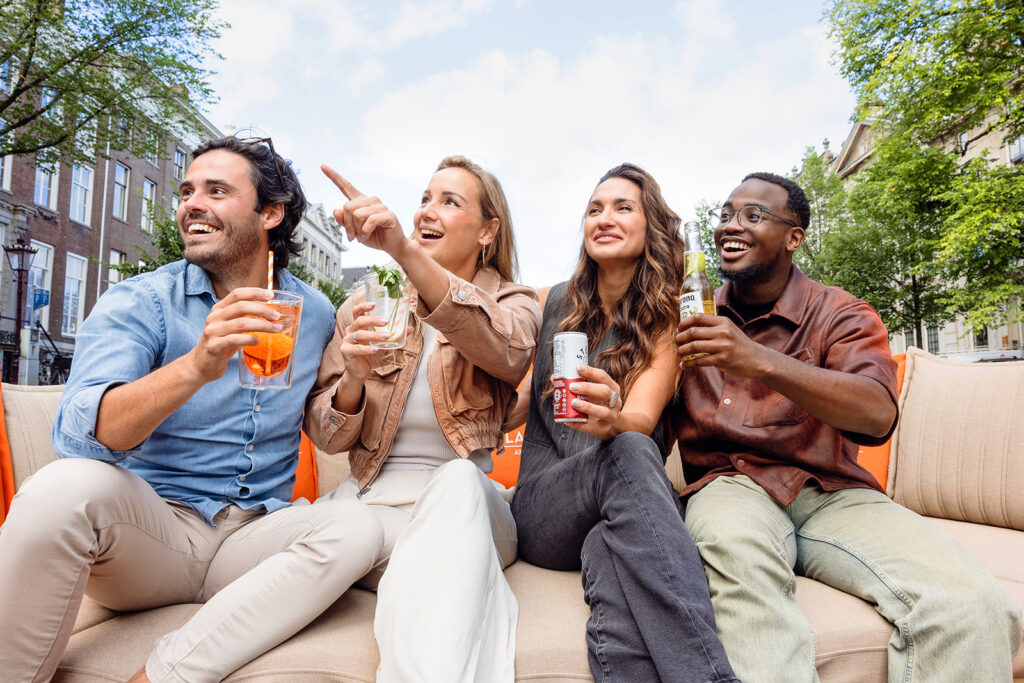 Luxury Canal Cruise with Unlimited Drinks and Delicious Snacks