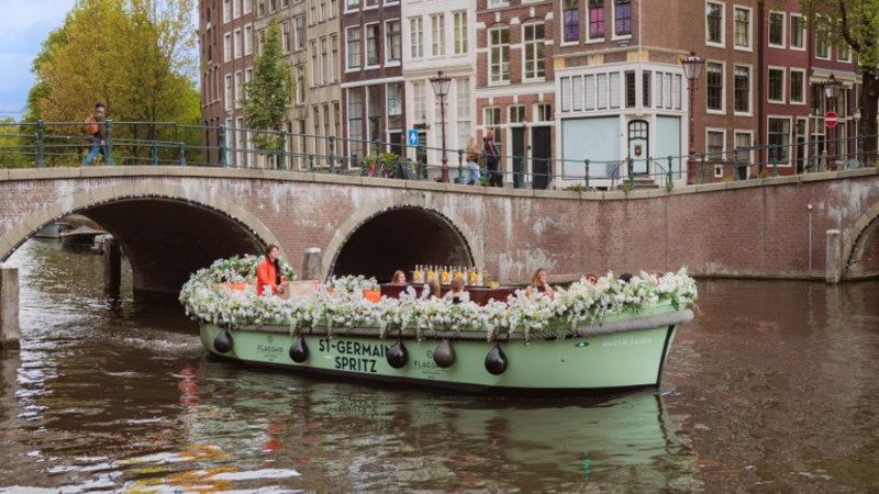 Cocktail Boat Tour Amsterdam